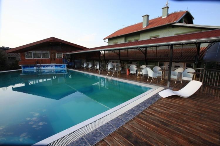 Hotel Dunav Сремски-Карловци Экстерьер фото