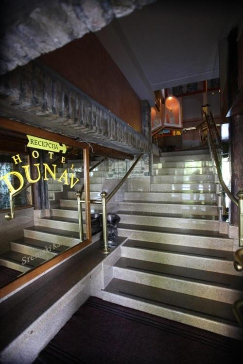 Hotel Dunav Сремски-Карловци Экстерьер фото